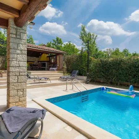 Villa Aurelia Peresiji