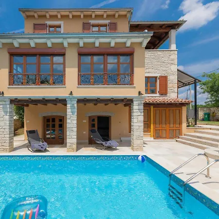 Aurelia Villa Peresiji