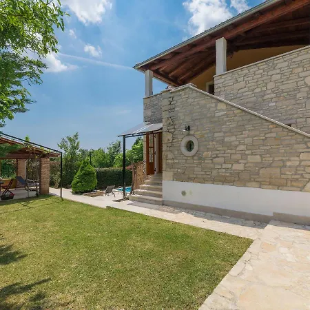 Villa Aurelia Peresiji
